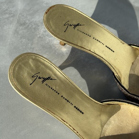 Giuseppe Zanotti Embellished Beaded Kitten Heels - Picture 5 of 15